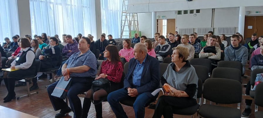 29 января 2024 года в Ряжском колледже прошла встреча работодателей со студентами выпускных курсов