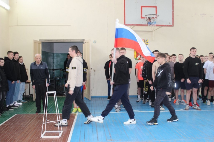 А, ну-ка, парни!
