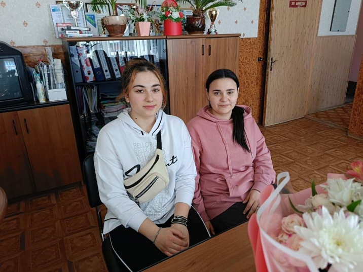 Студентки 2 курса колледжа Гулиева Севилья и Круглова Александра приняли участие  в работе   смены во Всесоюзном  Детском  Центре «Смена-  Профессиум»