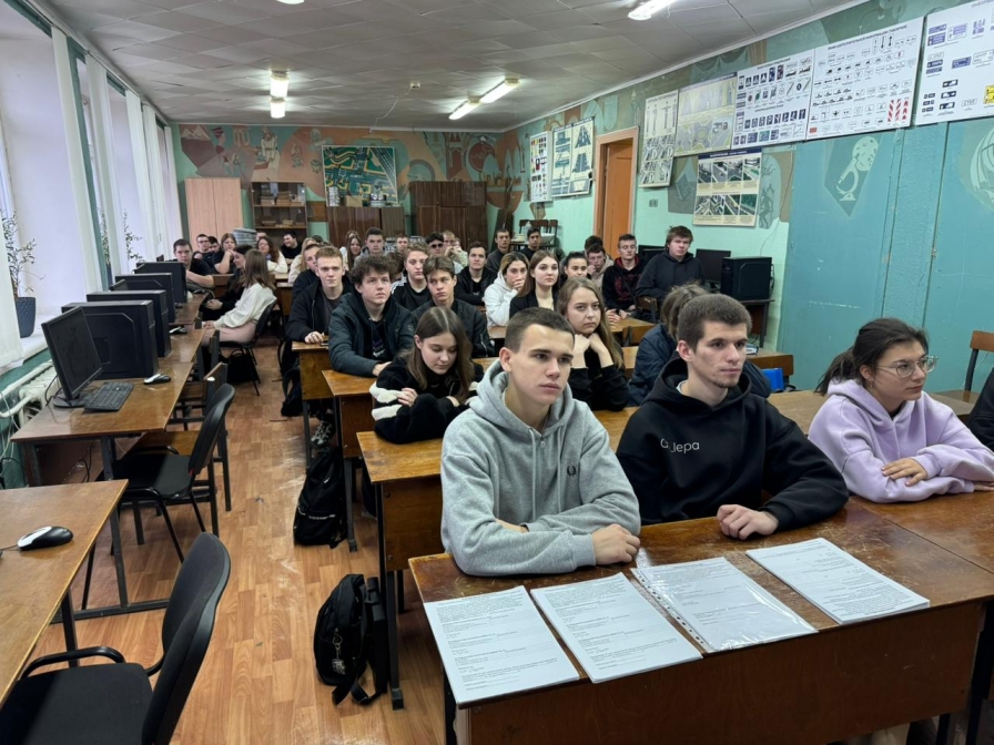 Сегодня 21 ноября 2024 г. состоялась профориентационная видеоконференция С ММОО 